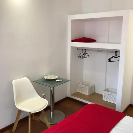 Funchal Hostel *